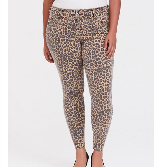 torrid Denim - Torrid Super stretch Leopard Jeggings